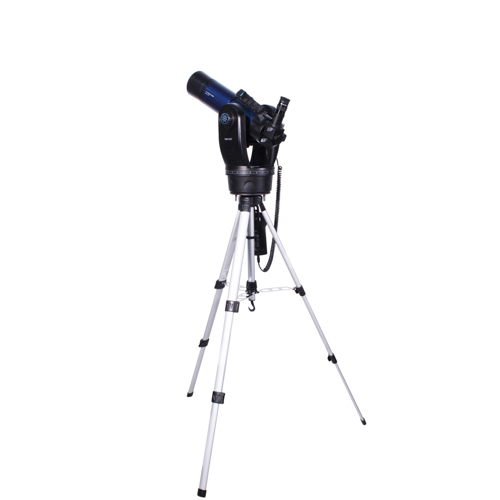 Meade Instruments 205002 ETX80 Observer Achromatic Refractor Telescope with Adjustable Field Tripod Eyepieces and Deluxe Backpack 